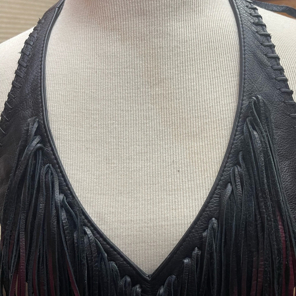 Harley-Davidson leather Halterfringe Black and Red Graphic Crop Top - Picture 4 of 16